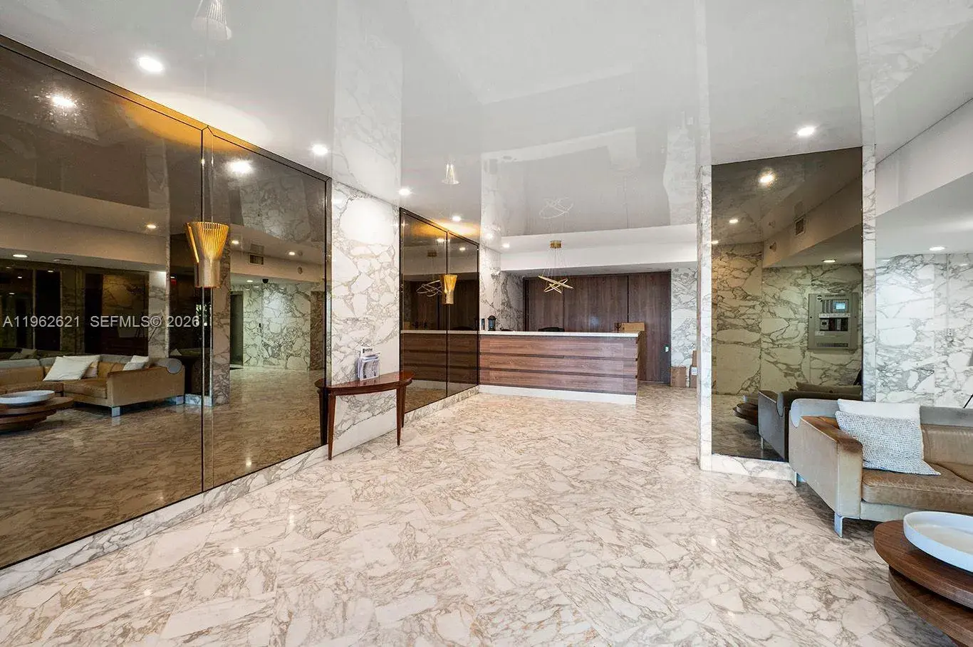 7135 Collins # 533, Miami Beach FL 33141