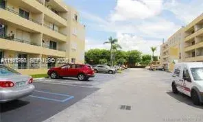 8320 NW 8th St # 110, Miami FL 33126