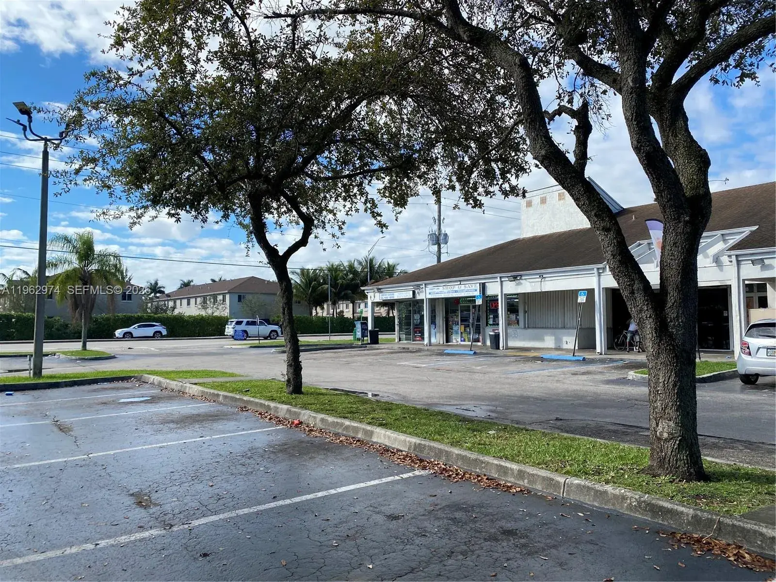 Commercial Sale for sale at 4040 SW 69th Ave, Miramar FL 33023