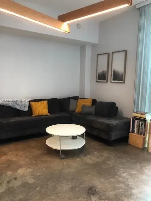 350 NE 24th St # 504, Miami FL 33137
