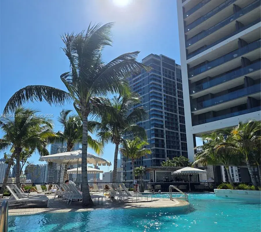 159 NE 6th St # 4302, Miami FL 33132