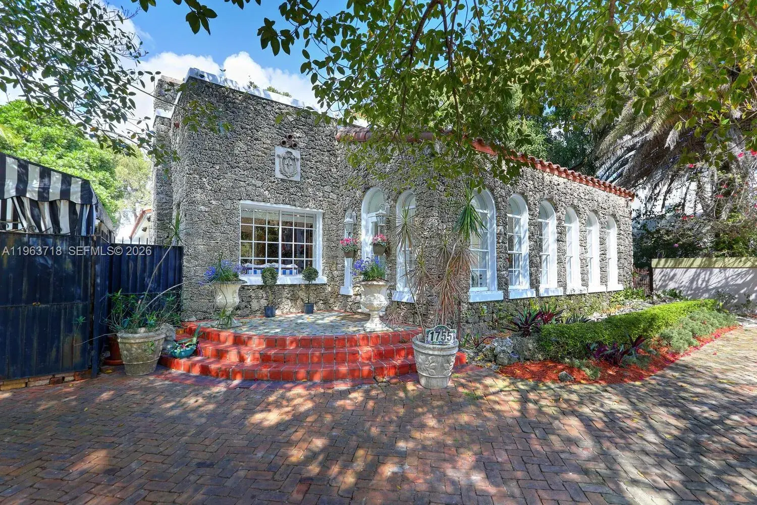 1755 SW 10th St, Miami FL 33135