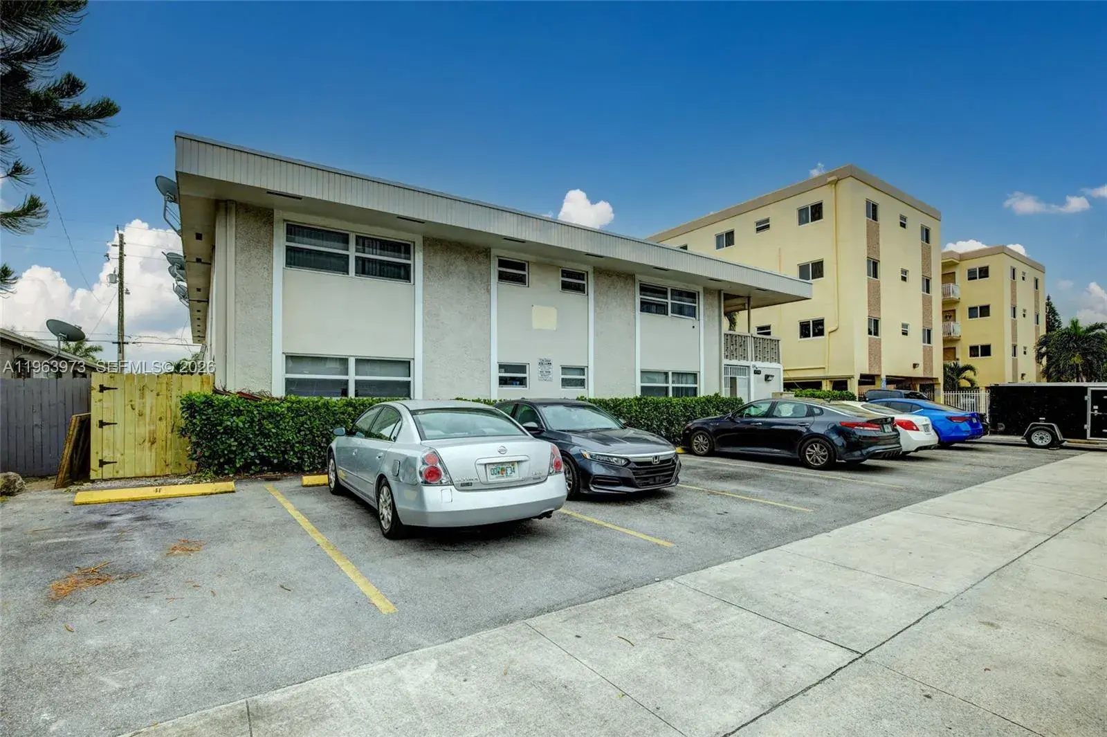 1 bedroom 1 bath Residential Lease for rent at 1740 Funston ST # 12, Hollywood FL 33020