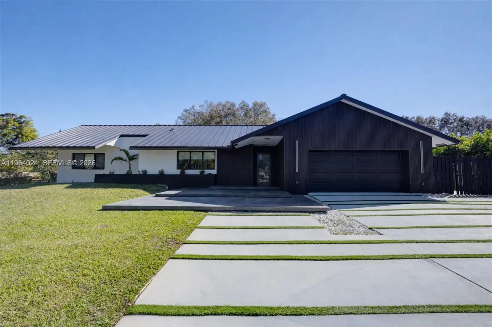 4 bedroom 3 bath Residential for sale at 5020 Hawkhurst Ave, Southwest Ranches FL 33331