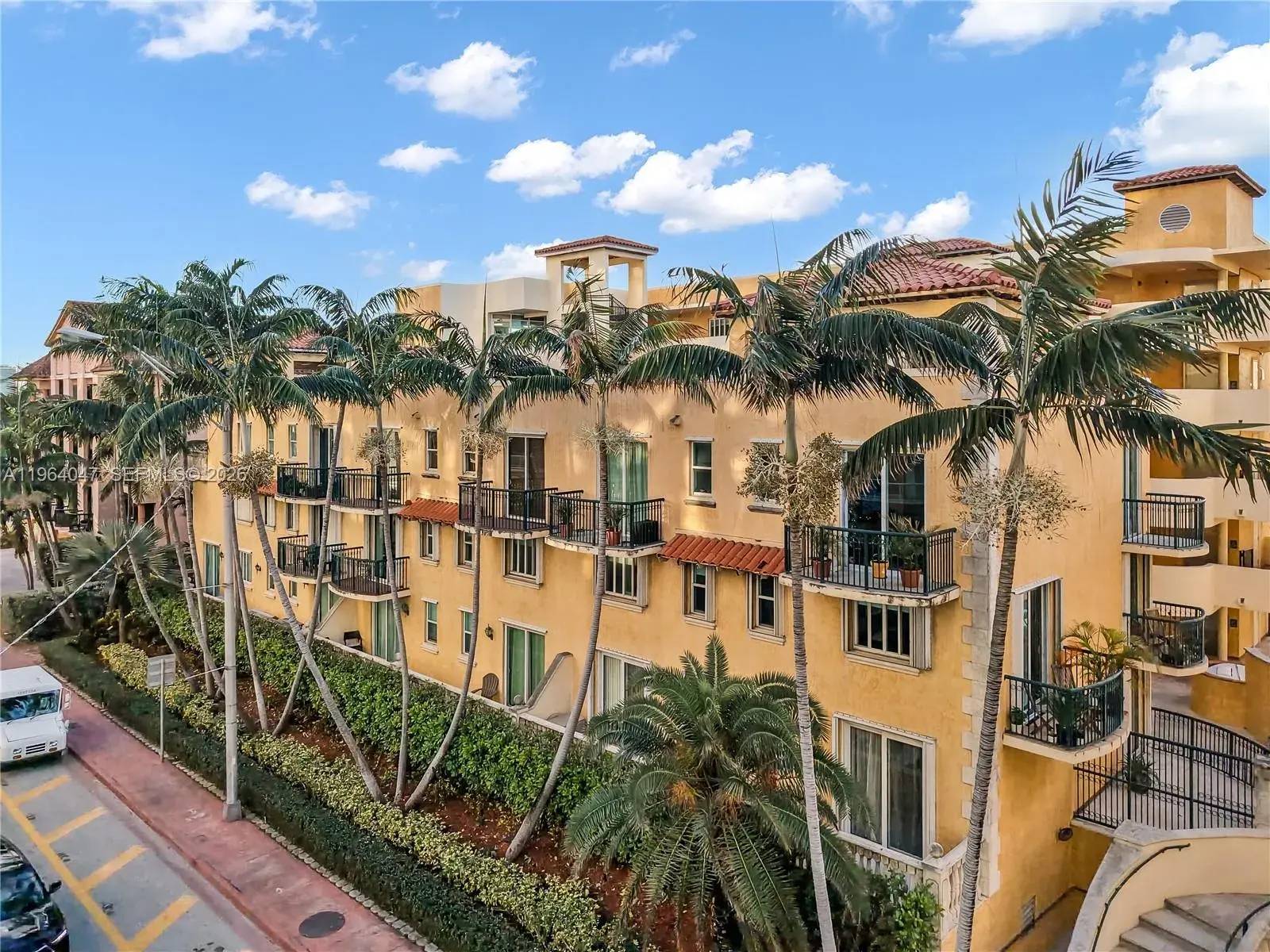 8888 Collins Ave # 103, Surfside FL 33154
