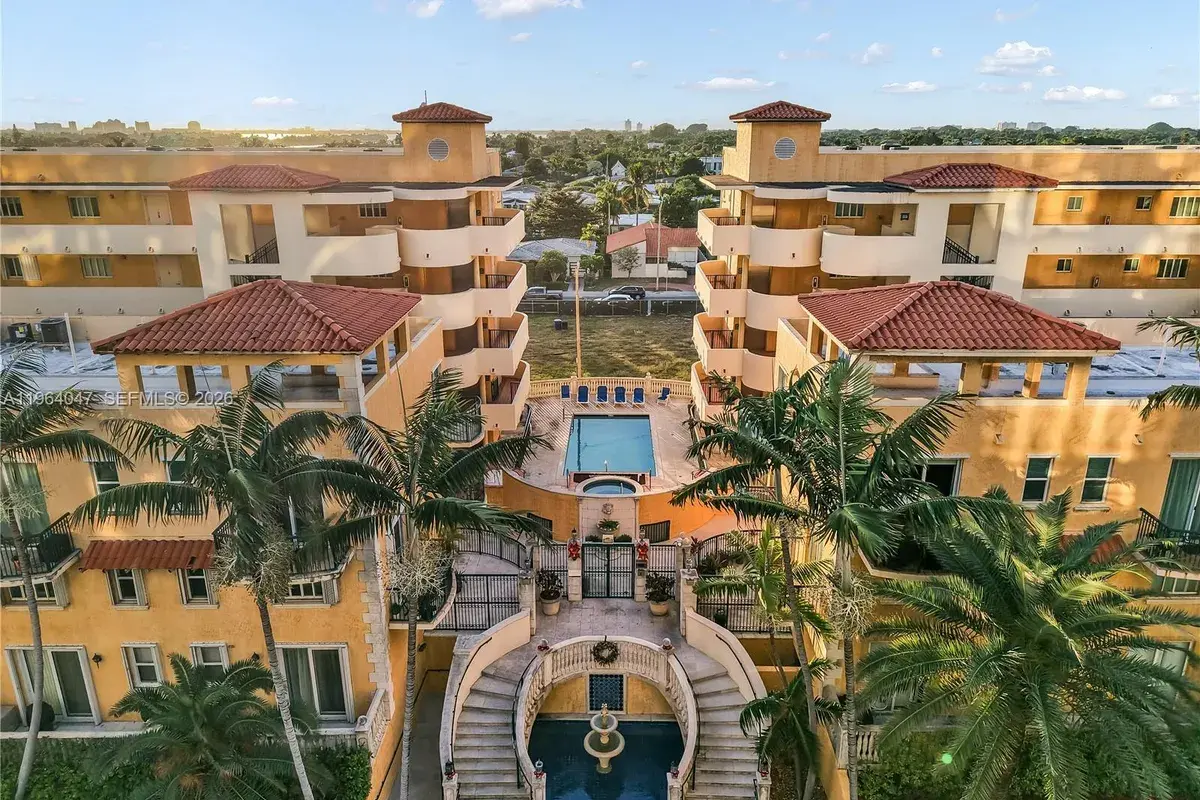 8888 Collins Ave # 103, Surfside FL 33154