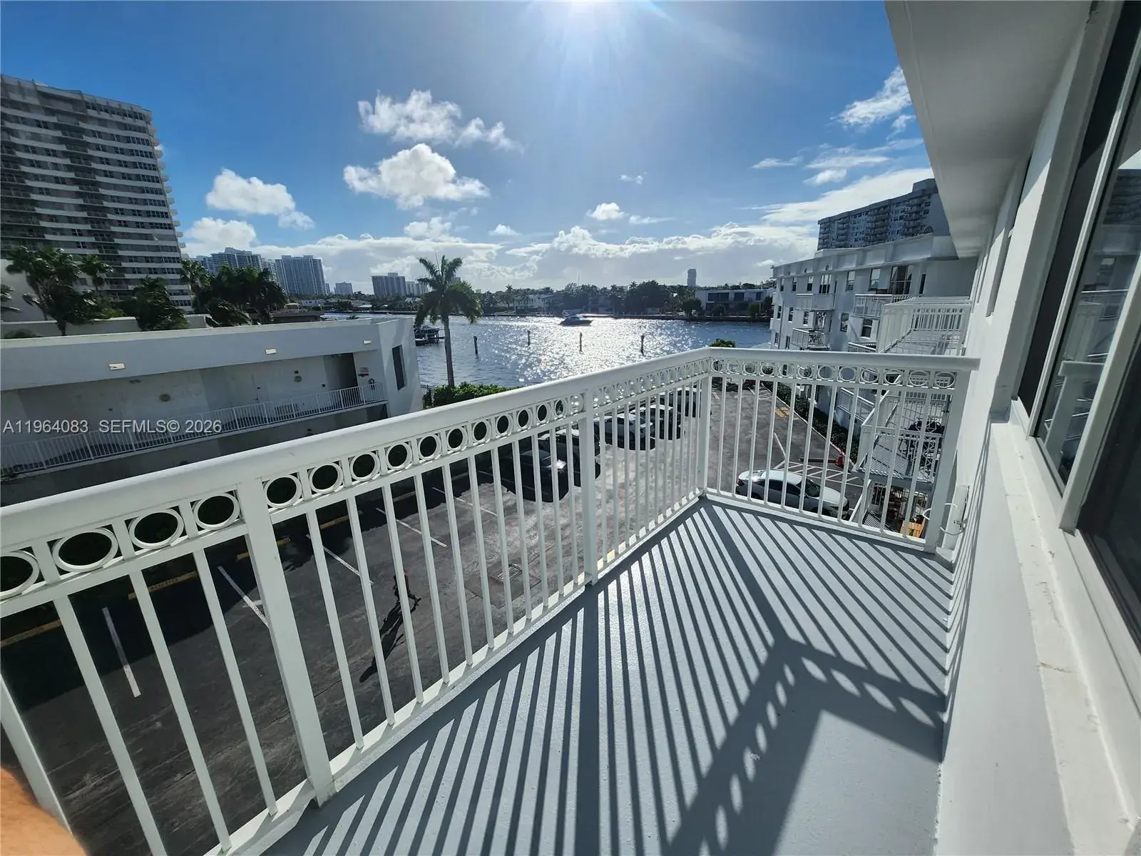 1 bedroom 1 bath Residential for sale at 1913 S Ocean Dr # 423, Hallandale Beach FL 33009
