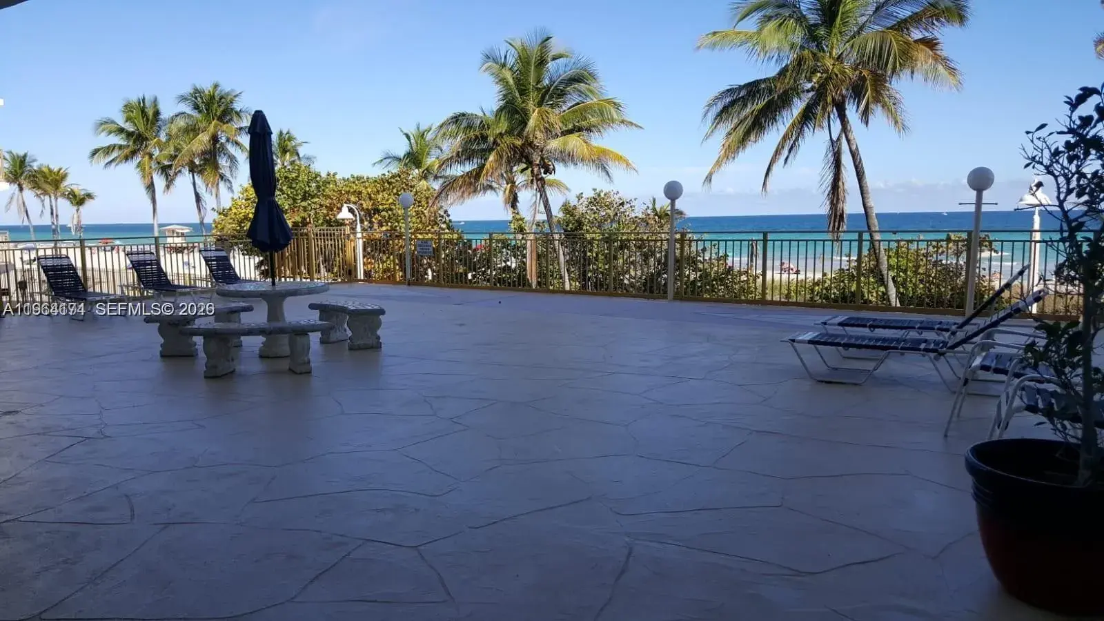 2 bedroom 2 bath Residential Lease for rent at 901 S Surf Rd # 207, Hollywood FL 33019