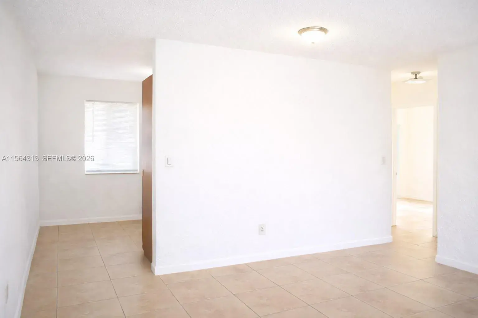 932 Moffett St # 4, Hallandale Beach FL 33009