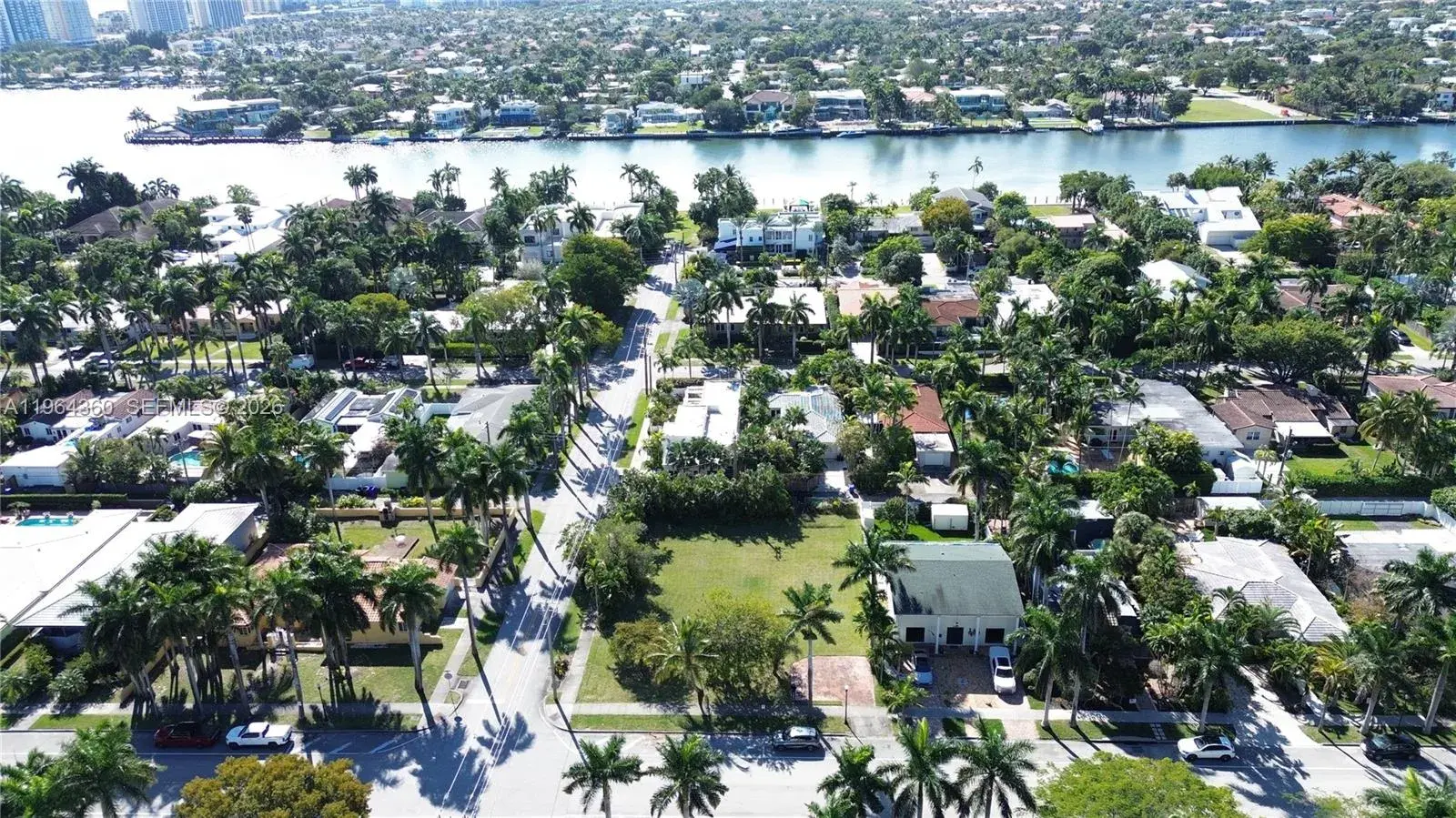 1000 Harrison St, Hollywood FL 33019