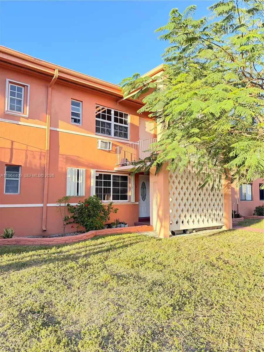3411 SW 11th St # 3B, Miami FL 33135