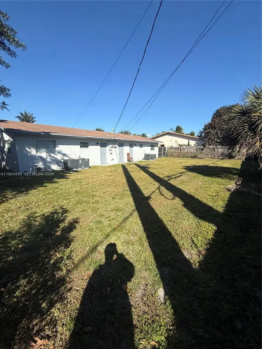 Residential Income for sale at 310 NE 38th St, Deerfield Beach FL 33064