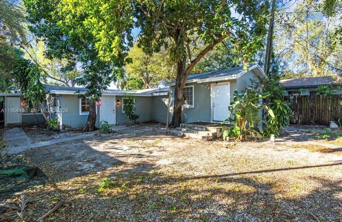 914 NW 80th St, Miami FL 33150