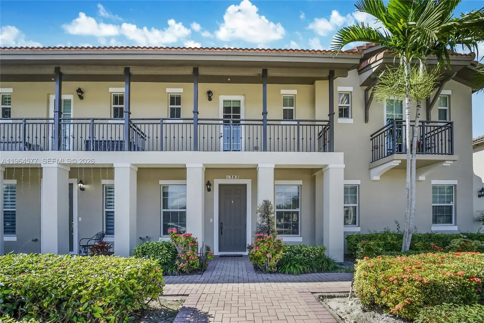 2 bedroom 2 bath Residential for sale at 1302 SW 147th Ter, Pembroke Pines FL 33027