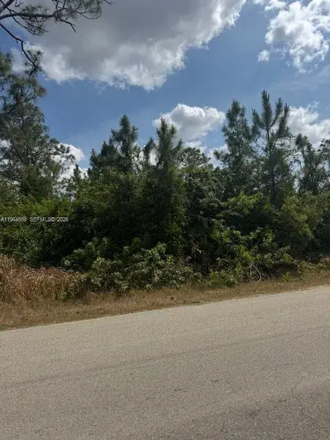 3104 E 10th ST, Lehigh Acres FL 33972