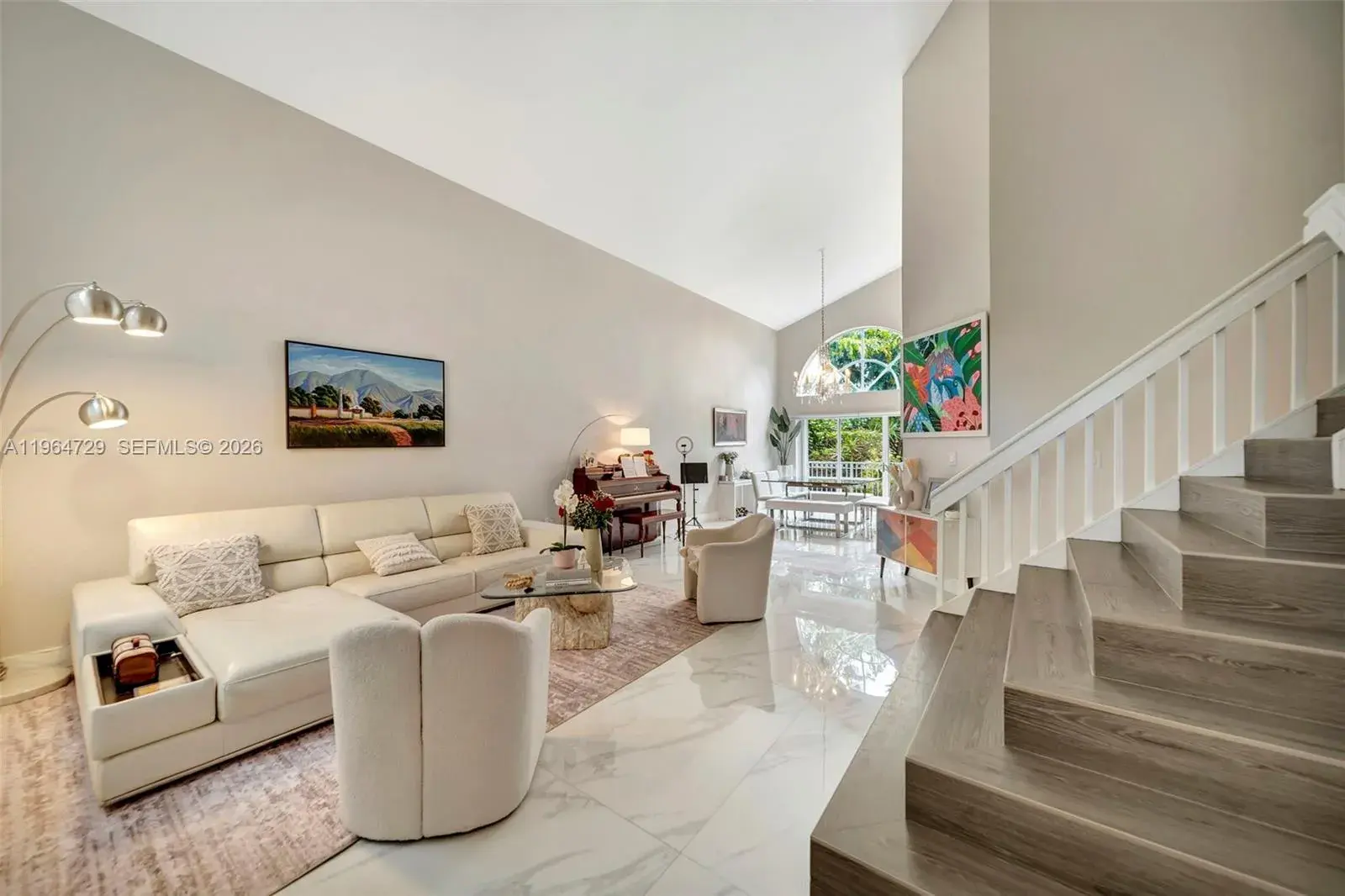 4 bedroom 3 bath Residential for sale at 10880 NW 58th Ter, Doral FL 33178