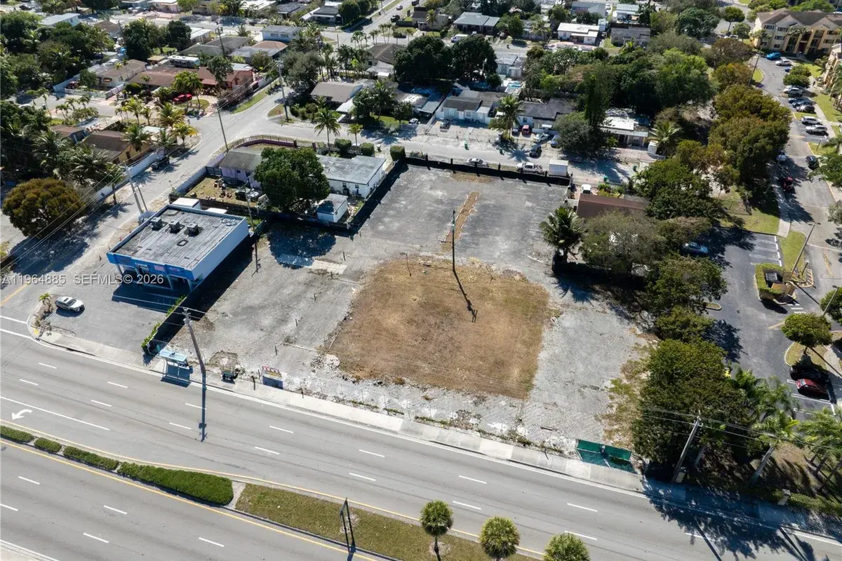 1410 NW 119th St, Miami FL 33167