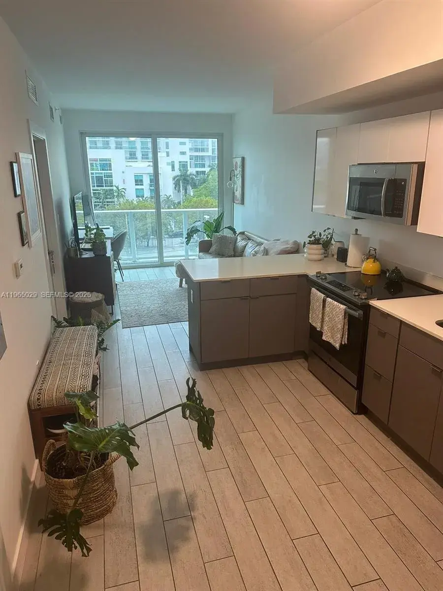 1 bedroom 1 bath Residential for sale at 321 NE 26th St # 511, Miami FL 33137