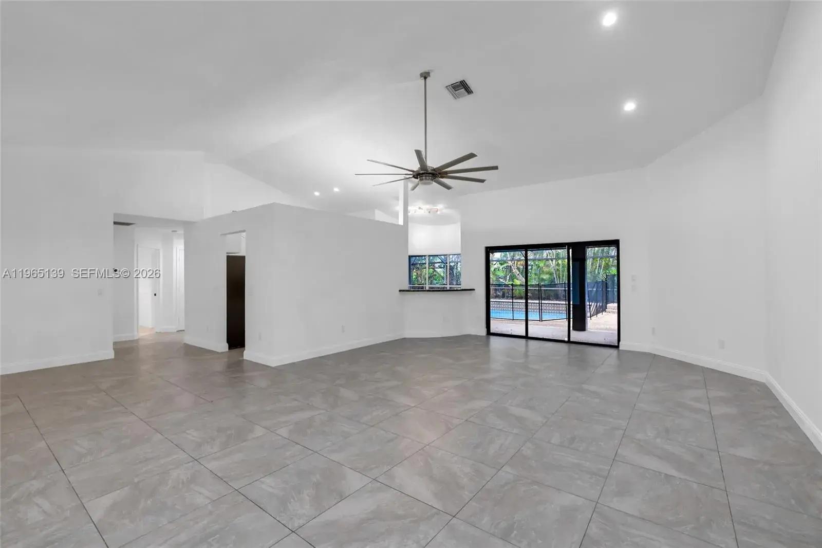 9033 NW 47th Ct, Coral Springs FL 33067