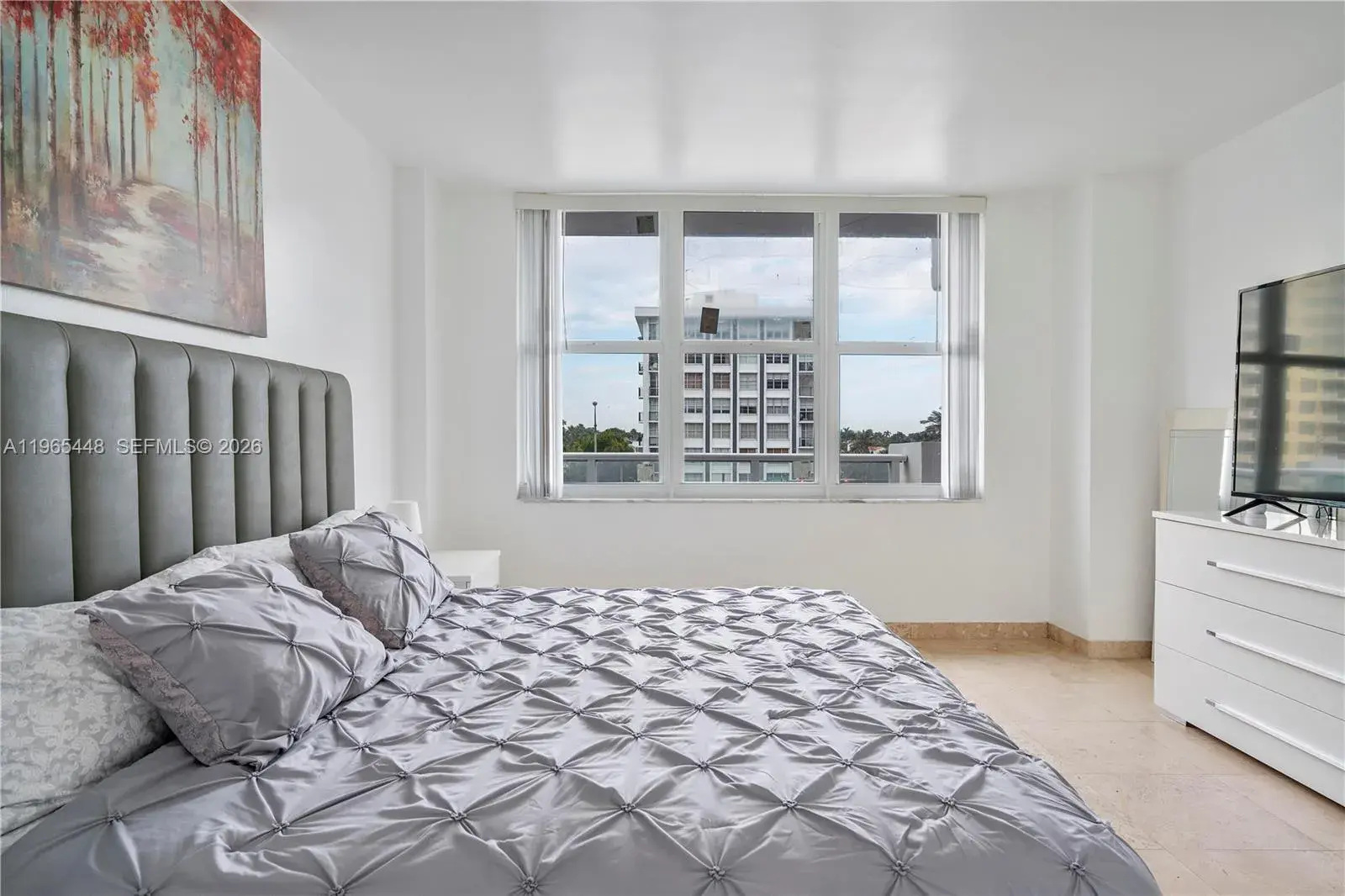 5601 Collins Ave # 423, Miami Beach FL 33140
