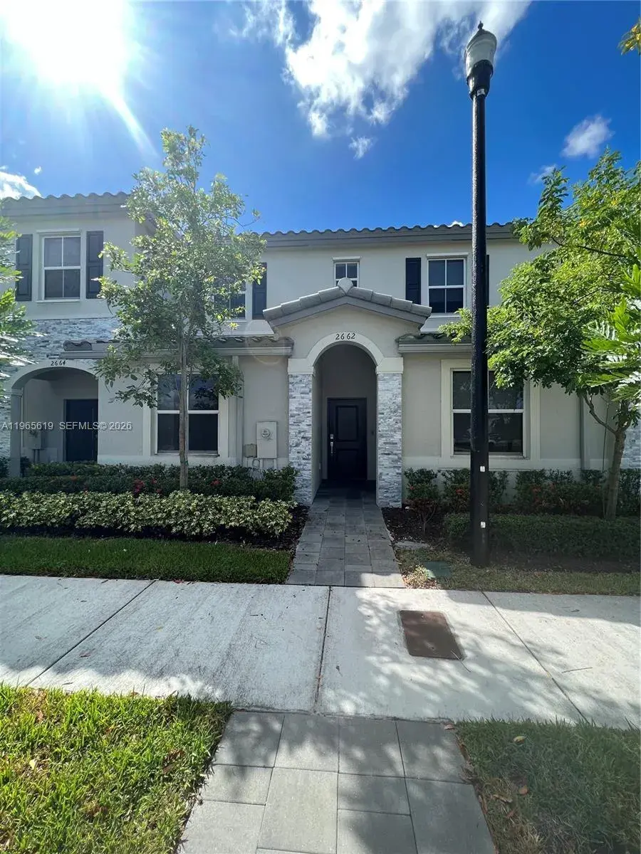 3 bedroom 2 bath Residential for sale at 2672 SE 19th St, Homestead FL 33035