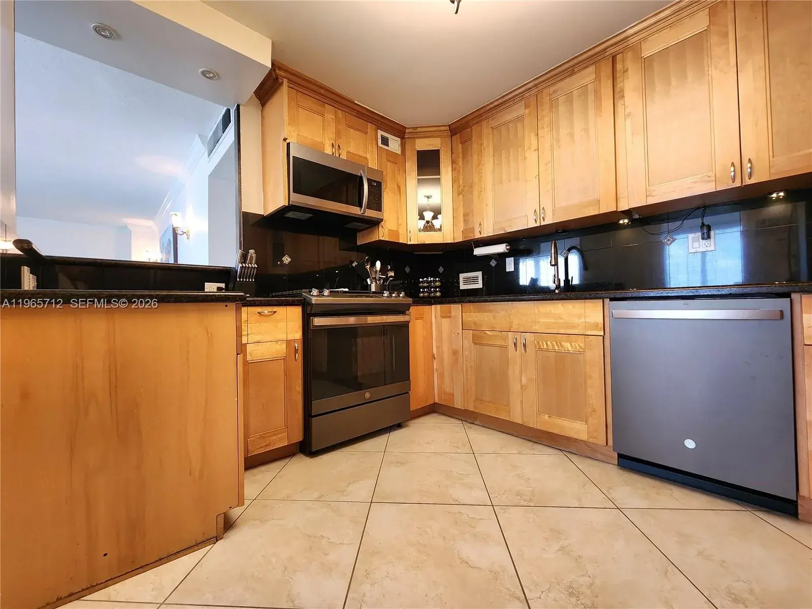 2030 S Ocean Dr # 626, Hallandale Beach FL 33009