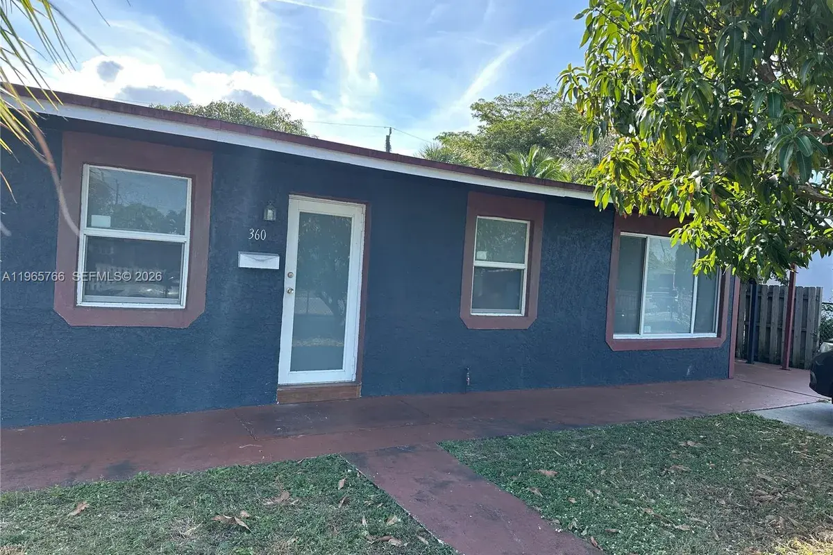 360 NW 15th Ct, Pompano Beach FL 33060