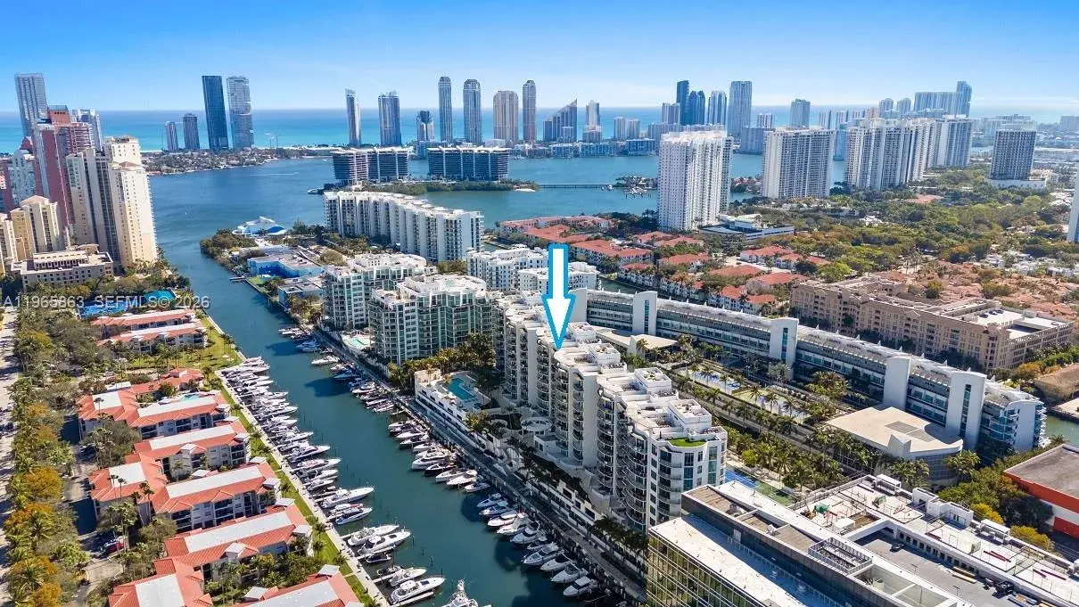1 bedroom 2 bath Residential for sale at 3029 NE 188th St # 1019, Aventura FL 33180