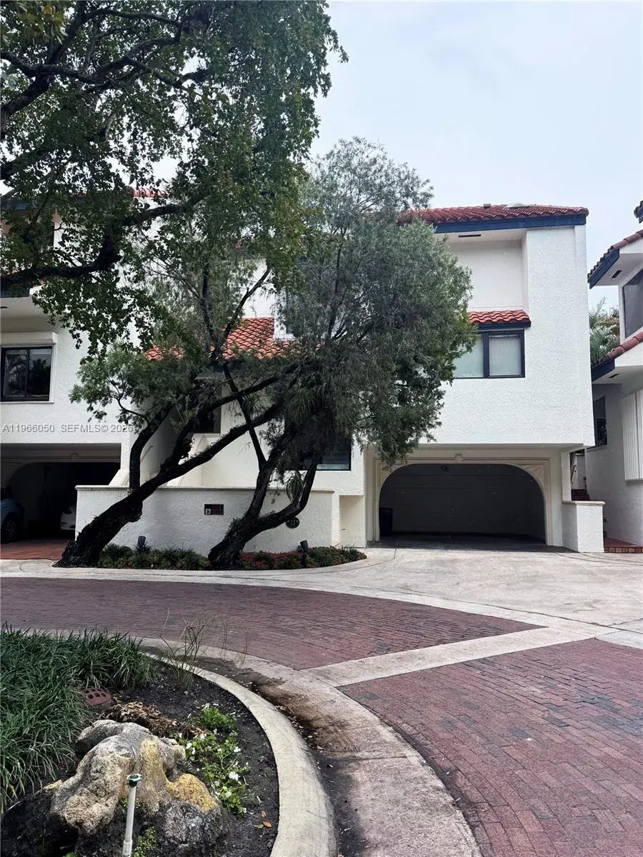 5 bedroom 5 bath Residential for sale at 2000 S Bayshore Drive # 13, Miami FL 33133