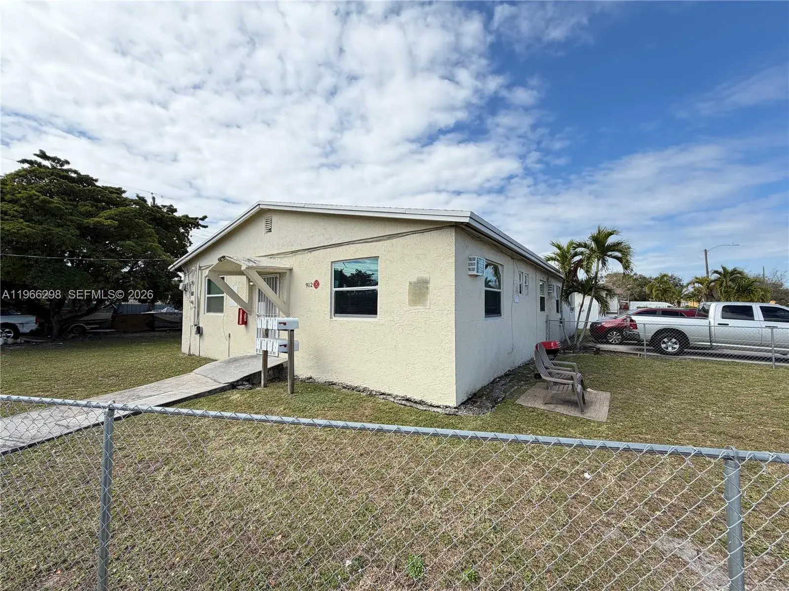 1 bath Residential Lease for rent at 912 NW 9th Ave # 9, Hallandale Beach FL 33009