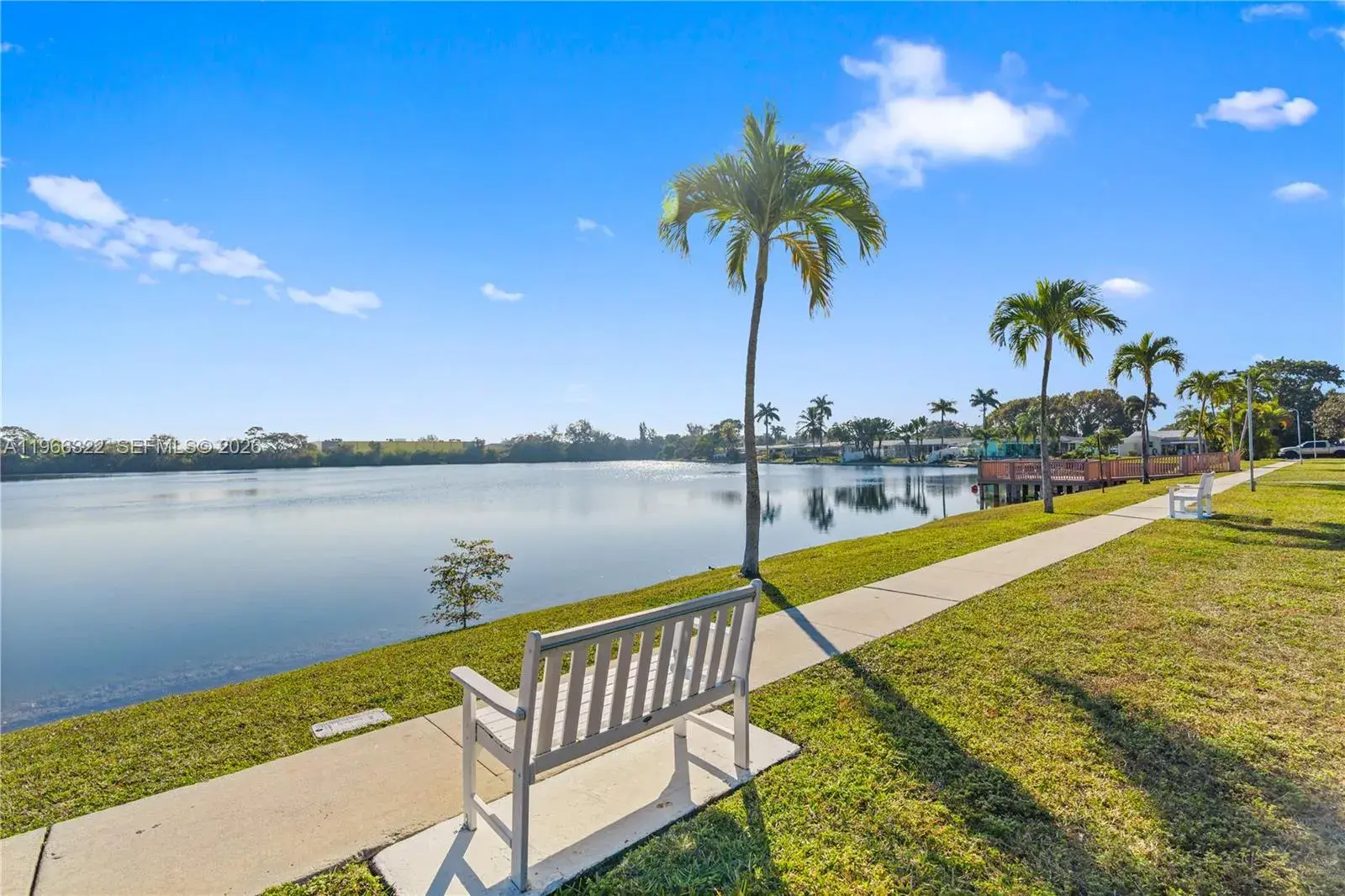 2 bedroom 2 bath Residential for sale at 2223 Park Ln # 210, Hollywood FL 33021