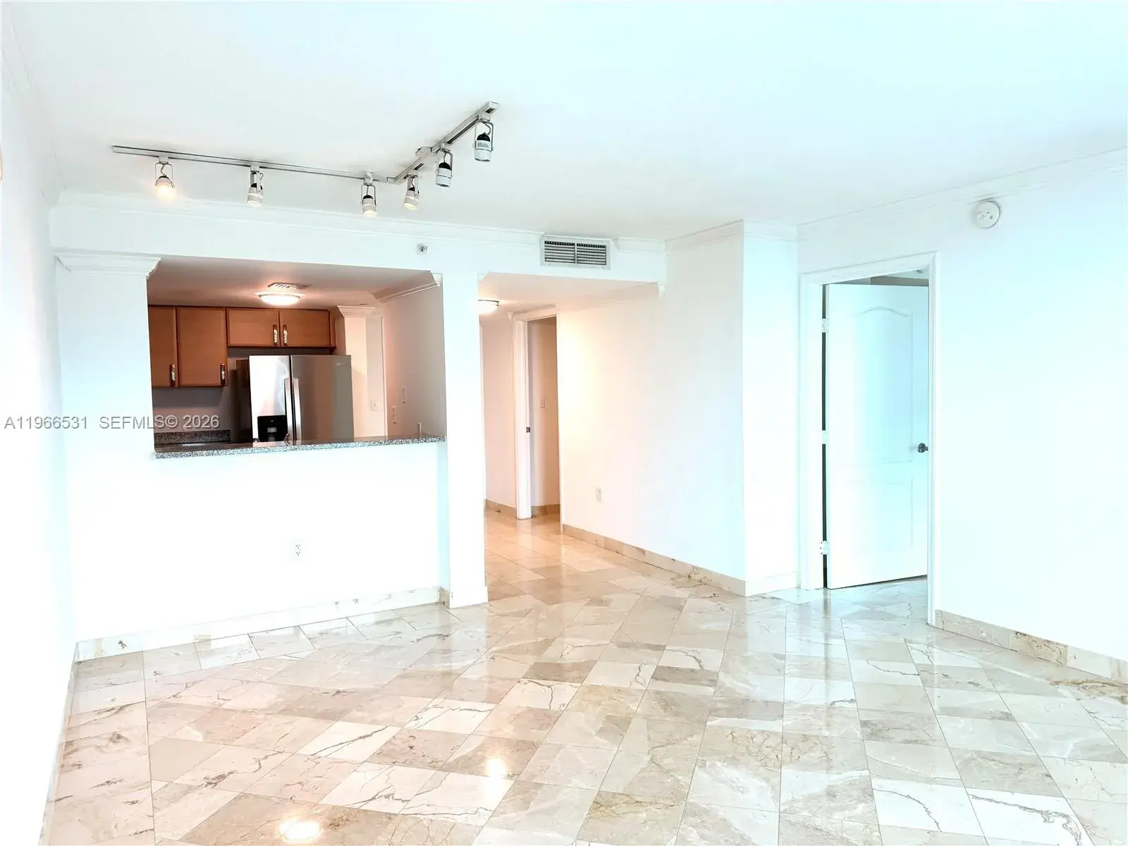 2101 Brickell Ave # 2202, Miami FL 33129
