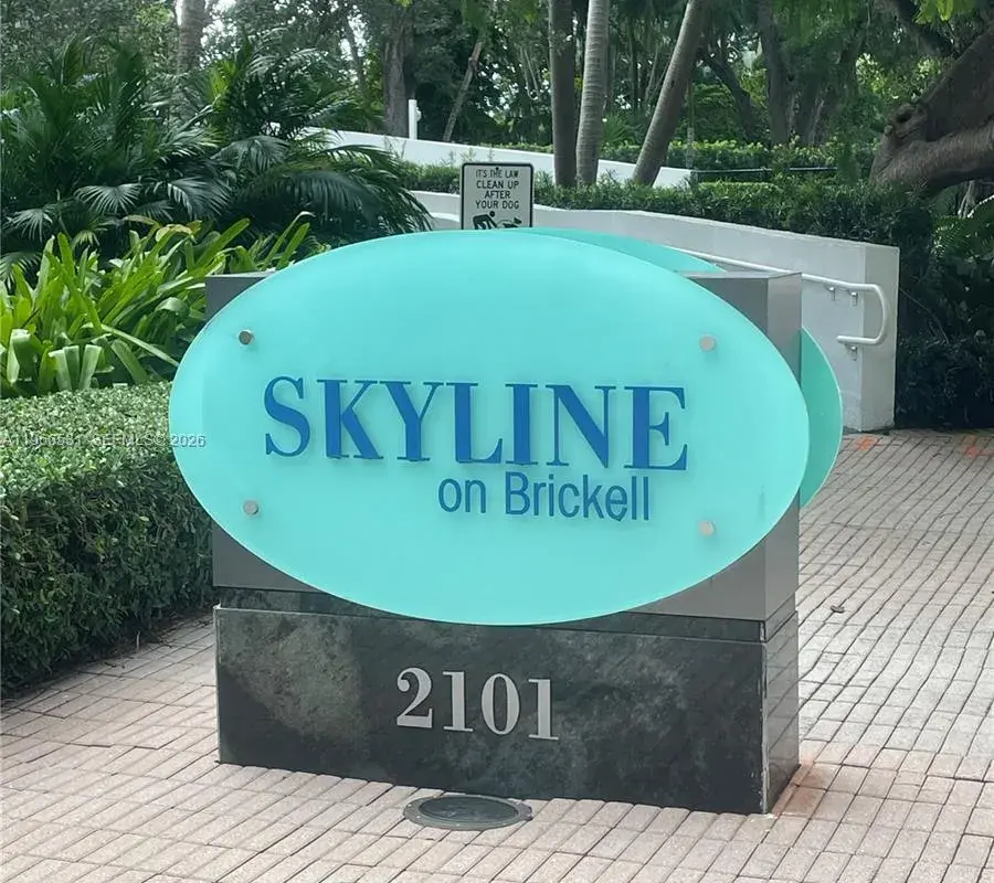 2101 Brickell Ave # 2202, Miami FL 33129
