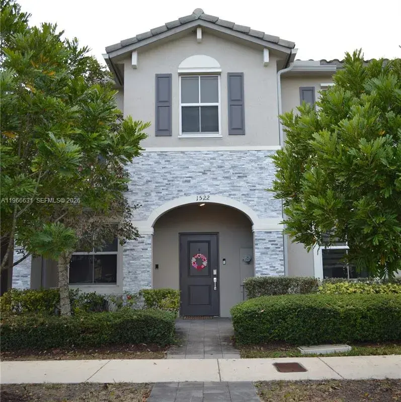 1522 SE 26th Ter, Homestead FL 33035
