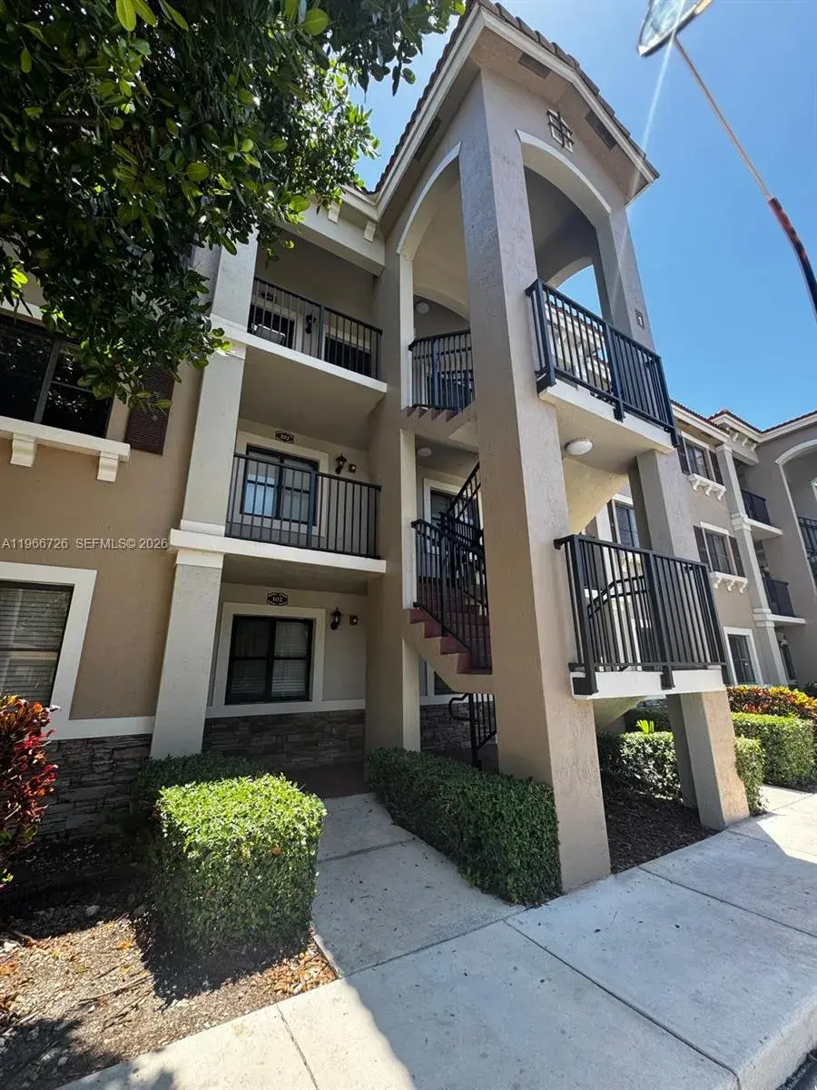22621 SW 88th Pl # 8, Cutler Bay FL 33190