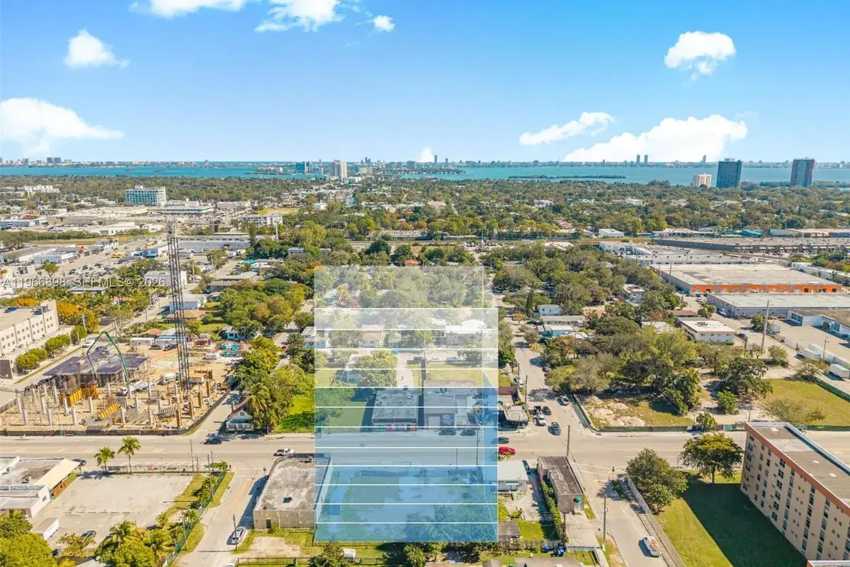 7618 NE 2nd Ave, Miami FL 33138