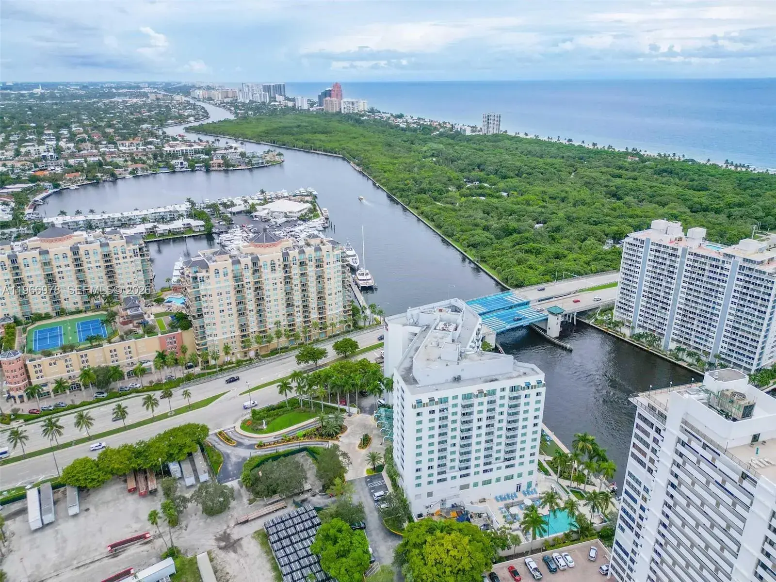 2670 E Sunrise Blvd, Fort Lauderdale FL 33304