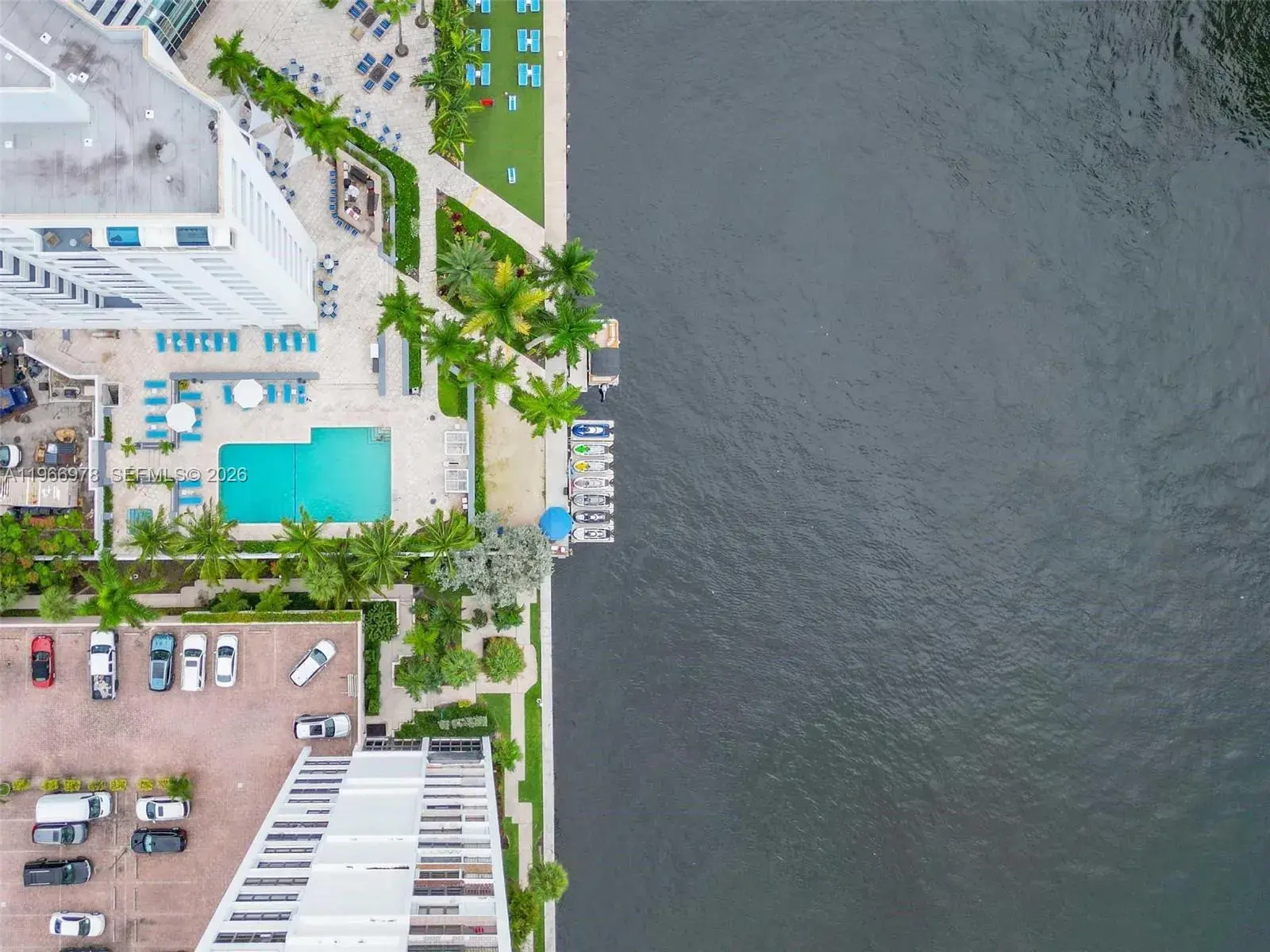2670 E Sunrise Blvd, Fort Lauderdale FL 33304
