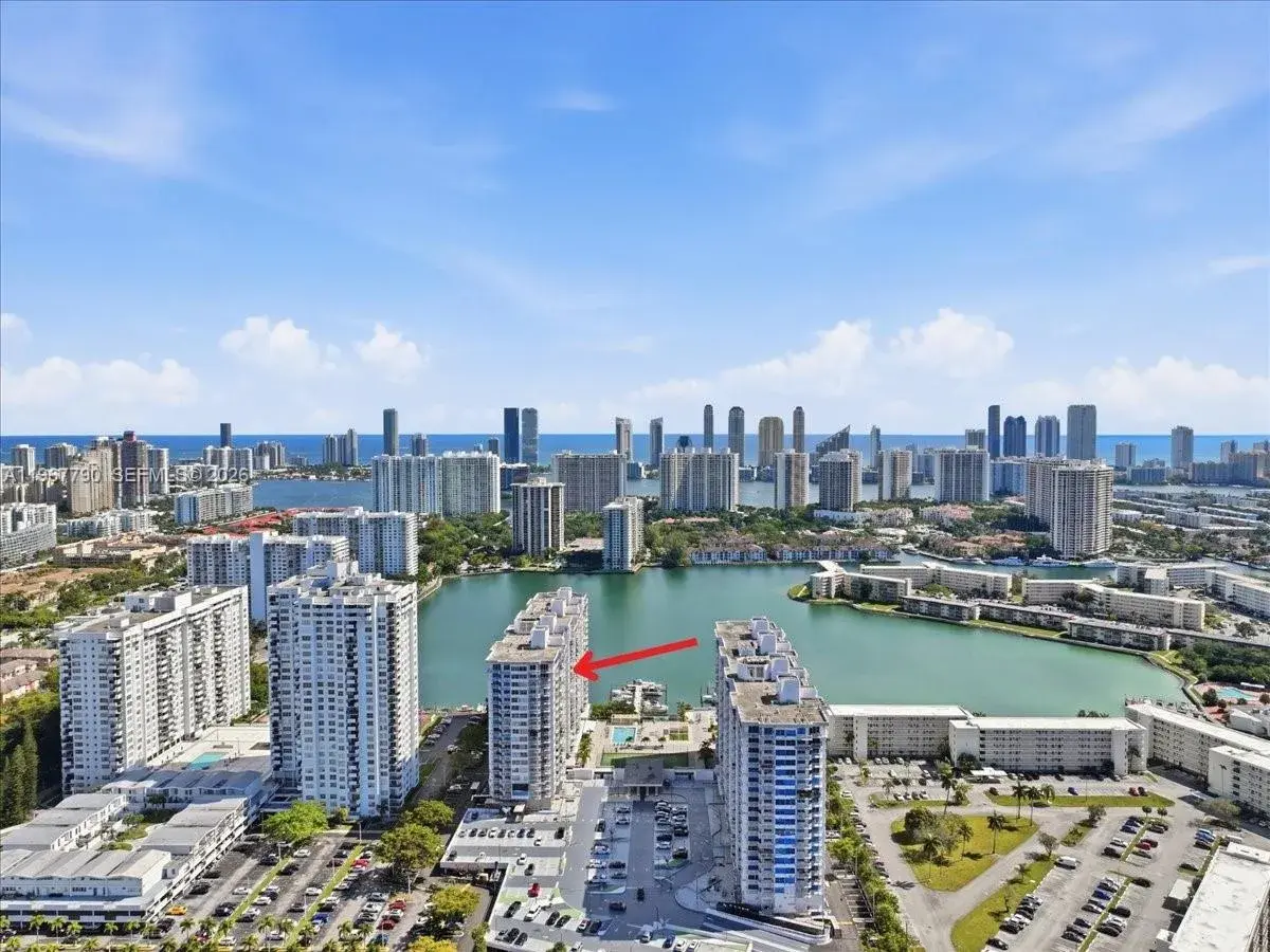 2 bedroom 2 bath Residential for sale at 18051 Biscayne Blvd # 1701, Aventura FL 33160