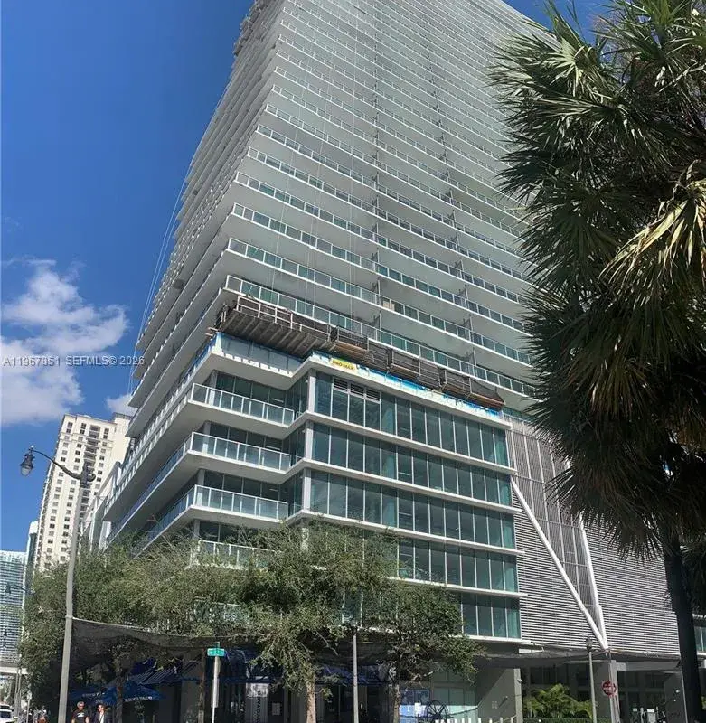 79 SW 12th St, Miami FL 33130