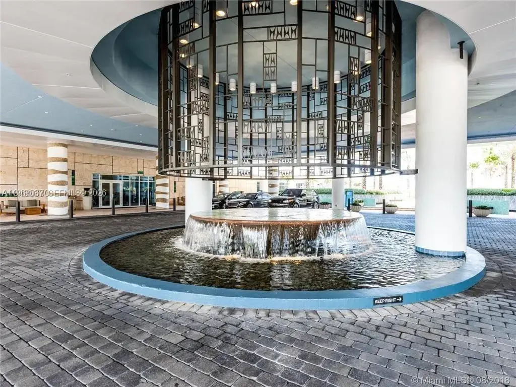 6799 Collins Ave # 301, Miami Beach FL 33141