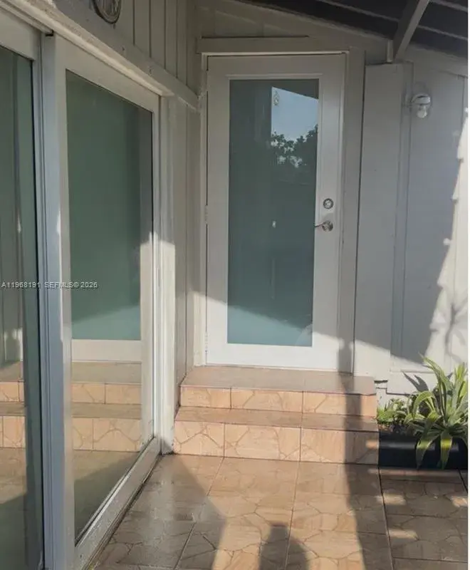 7133 SW 109th Ct, Miami FL 33173