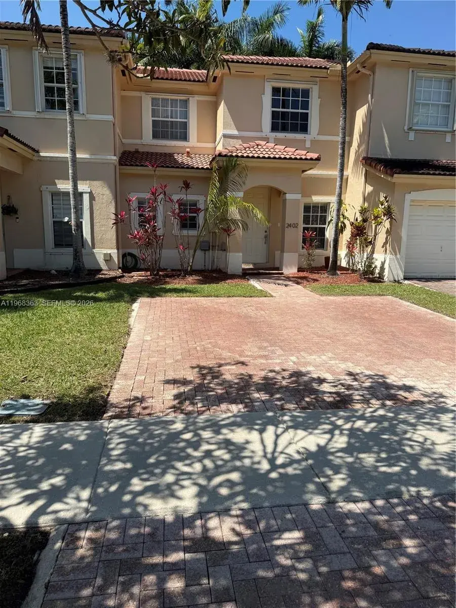 2402 NE 41st Pl, Homestead FL 33033