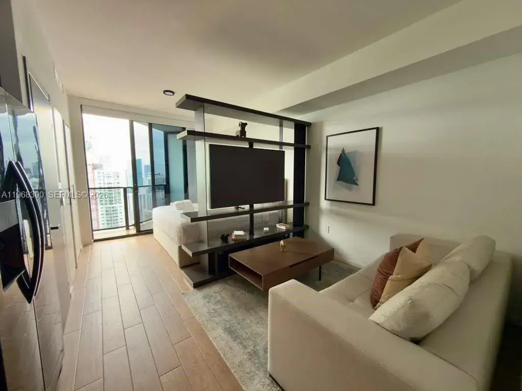 398 NE 5th St # 4313, Miami FL 33132