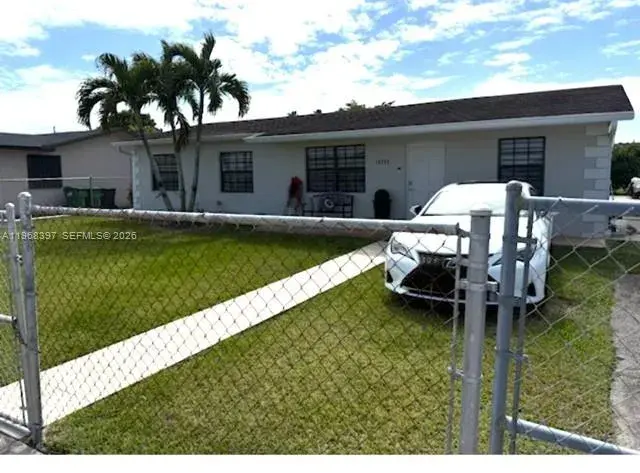 10752 SW 141st Ln, Miami FL 33176