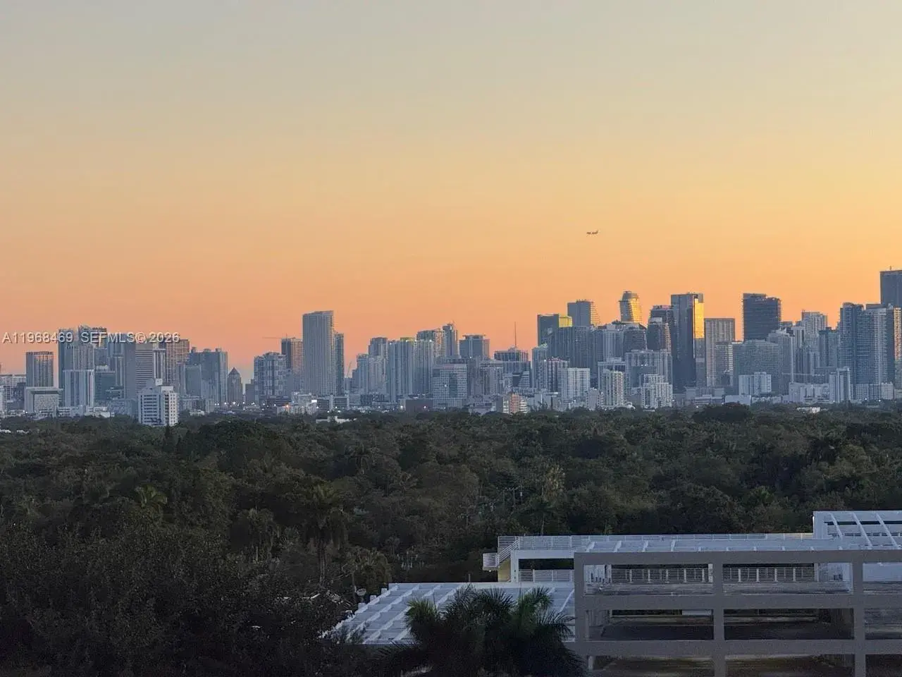 2 bedroom 2 bath Residential Lease for rent at 2678 Tigertail # 808, Miami FL 33133
