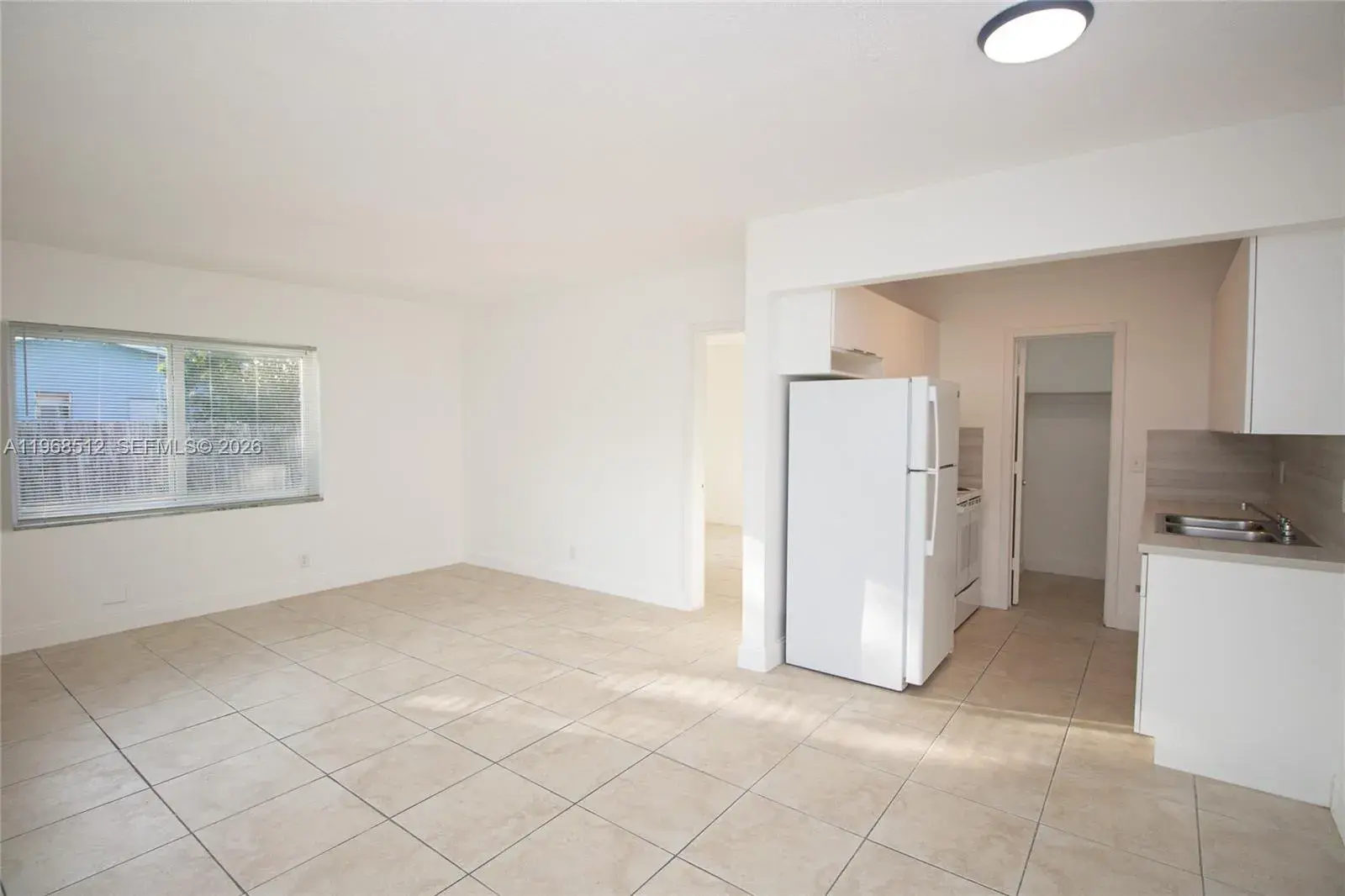 831 NW 1st Ave # 4, Fort Lauderdale FL 33311