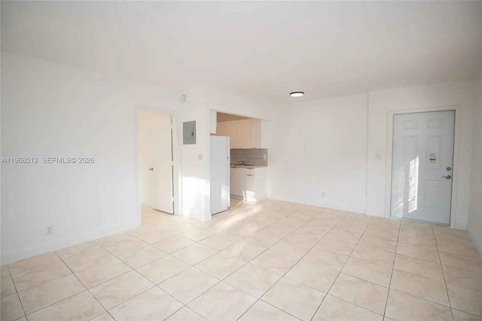 831 NW 1st Ave # 4, Fort Lauderdale FL 33311
