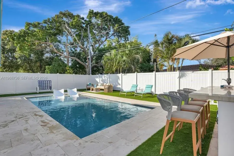 1 bedroom 1 bath Residential Lease for rent at 1319 SW 30th St # B, Fort Lauderdale FL 33315