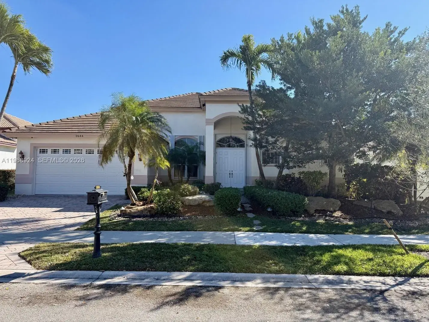 5 bedroom 3 bath Residential for sale at 2644 Miller Ct, Weston FL 33332